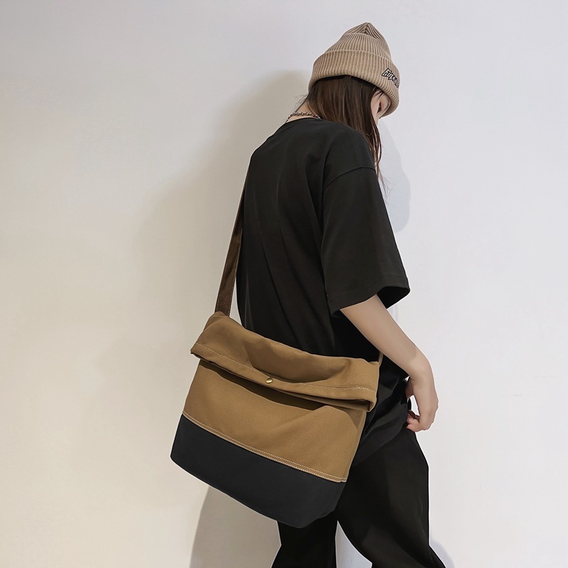 Customize multi-colour large-capacity canvass with a short coloured fashion.