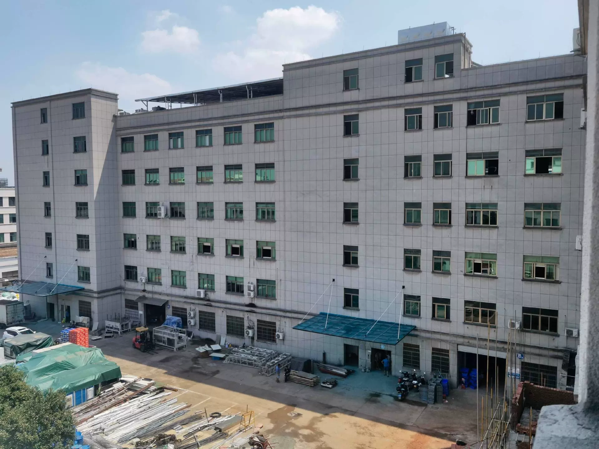 Công ty TNHH Thương mại và Thủ công mỹ nghệ Ginhua City