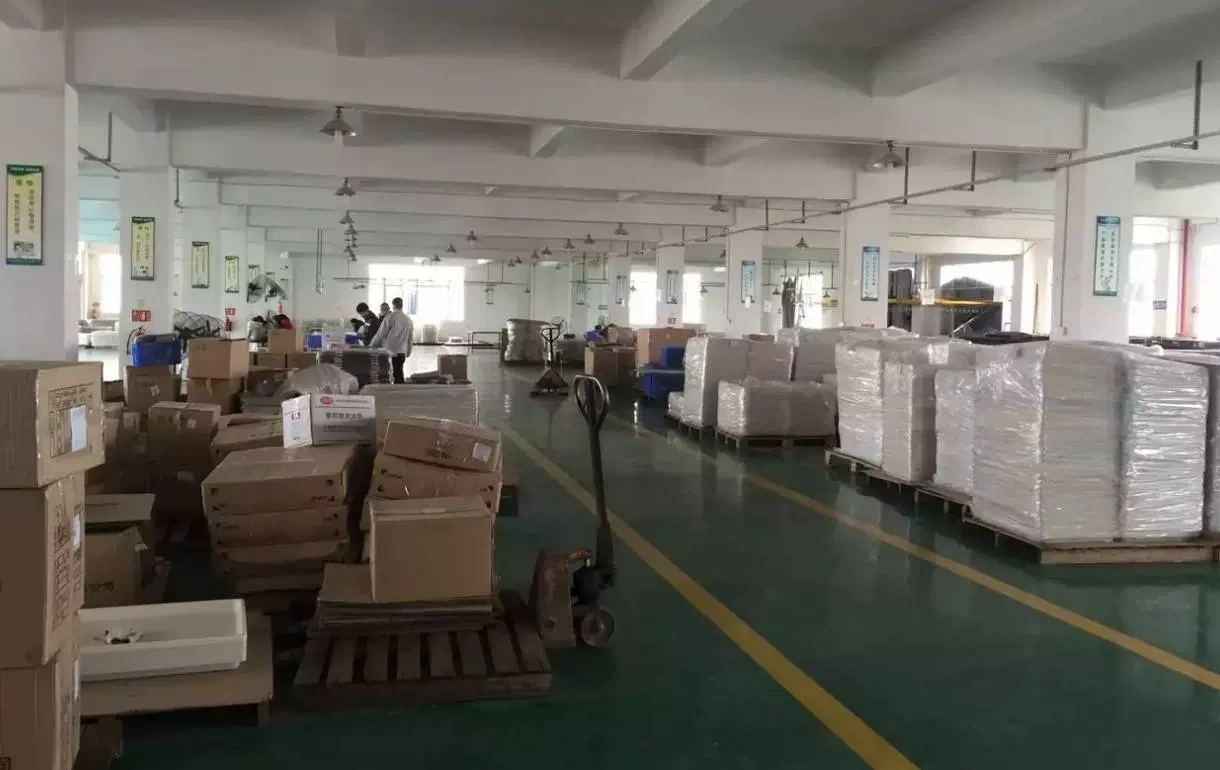 Công ty TNHH Sản phẩm Vàng của Nữ hoàng