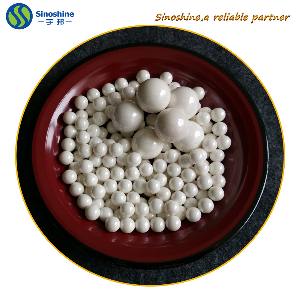 U-Pan supplies a 4.2 mm white oxidated ceramic ball for fine material grinding.