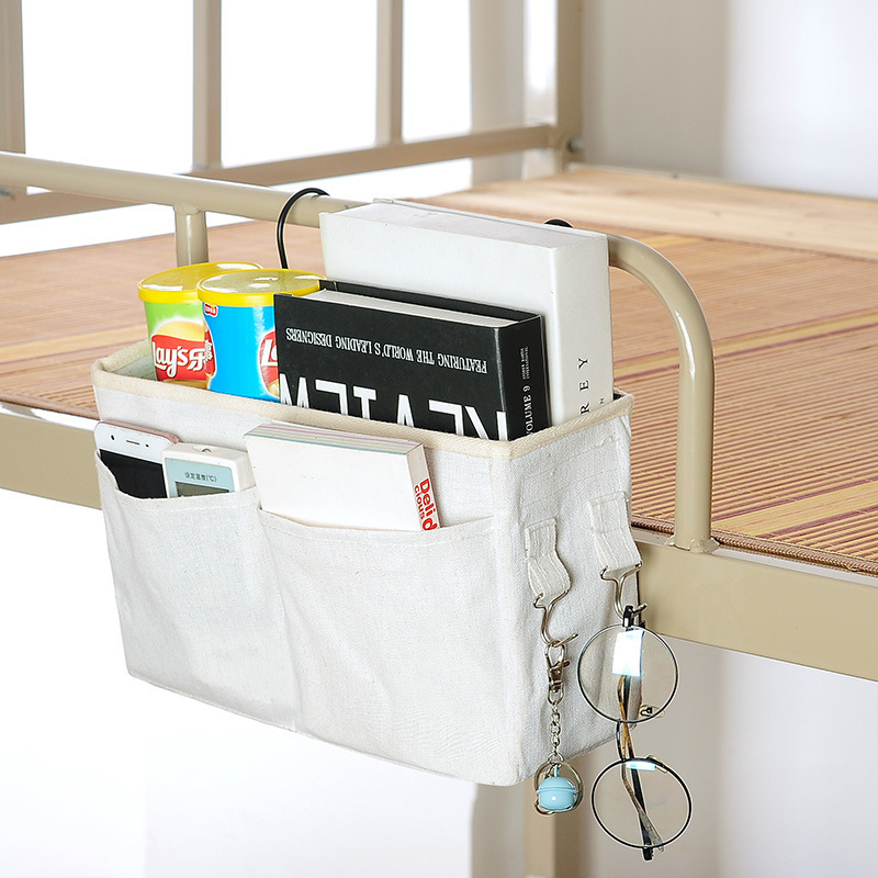 Cash supply packs for walled students' bed-skinned sacks behind bathroom doors