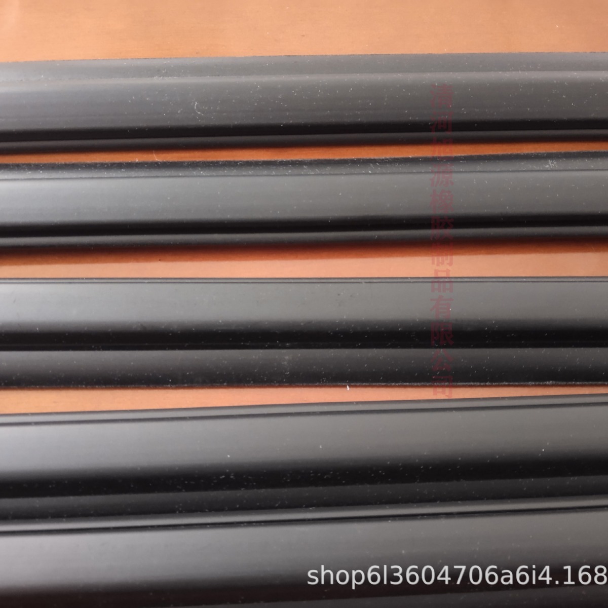 Application of LC80 LC100LC120LC150 LC200 window seals for Toyota Prado