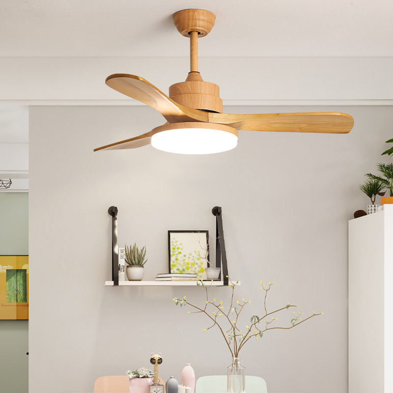 The chandeliers of the Nakayama factory used wooden fan lights in the living room.