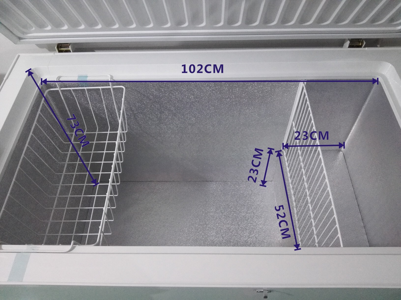 365 liters of solar-powered straight-stream compressor refrigerator with freezer BD-365 commercial