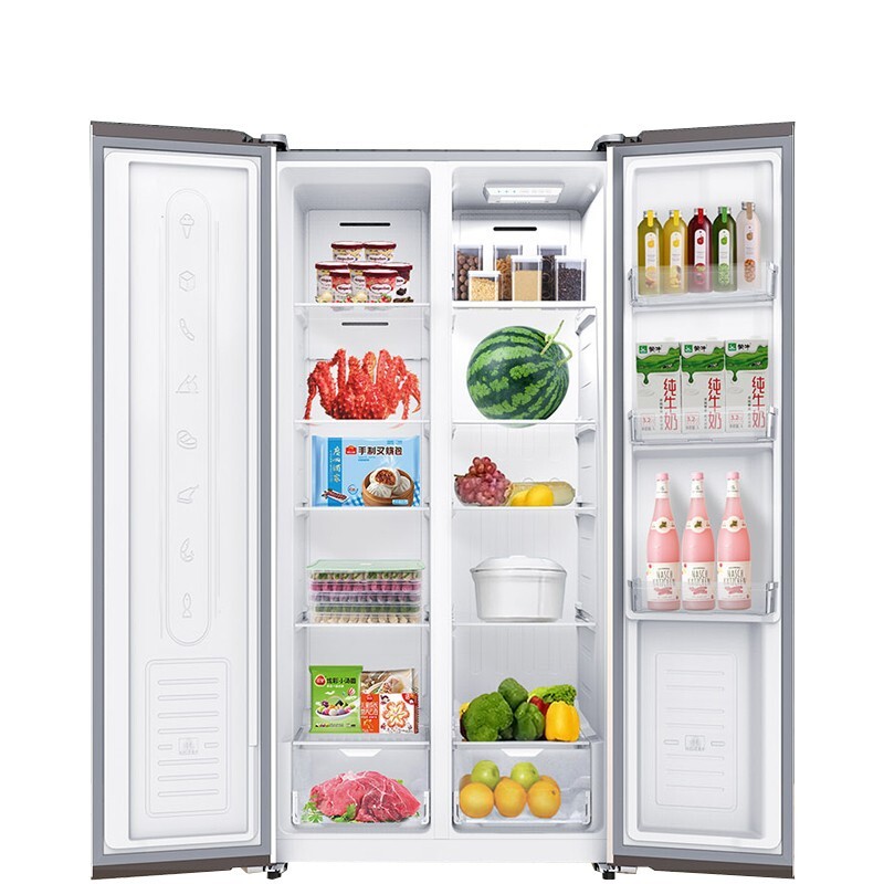 Tủ lạnh mở đôi lạnh và không lạnh.