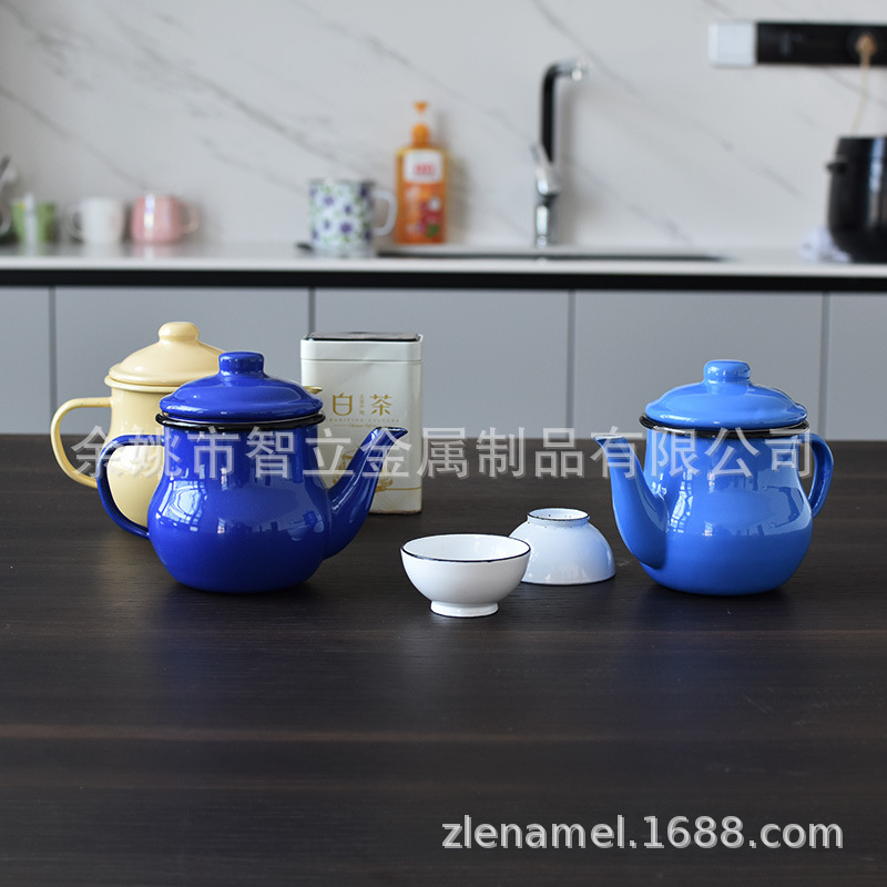 A small capacity of 0.5L with a net leak, you can have many colorful flowers.