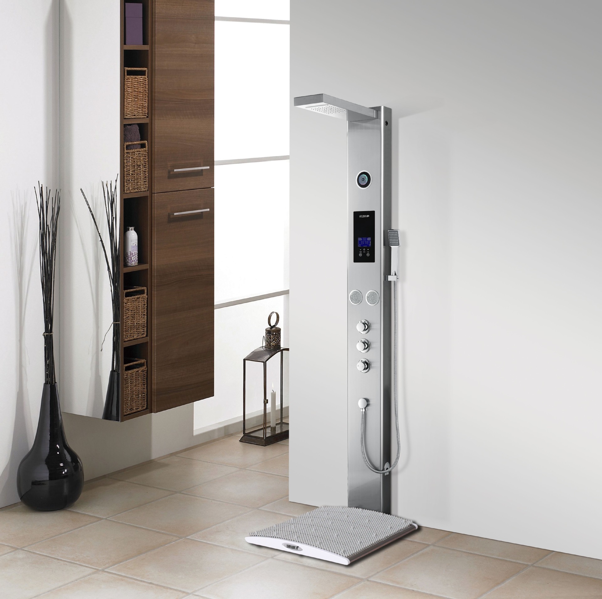 An integrated thermostat, an integrated shower screen, an integrated water heater shower screen.