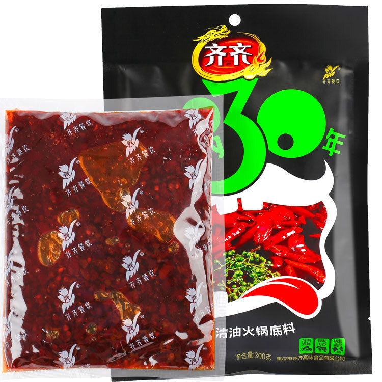 A string of base spices, clean up the base of the oil-fired boiler, 300g of the base, and make the sauce in Guandong.