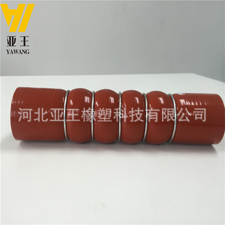 The car water tank silica tubes are customised for foreign rubber tubes, air pipe blowers, plastic tubes.