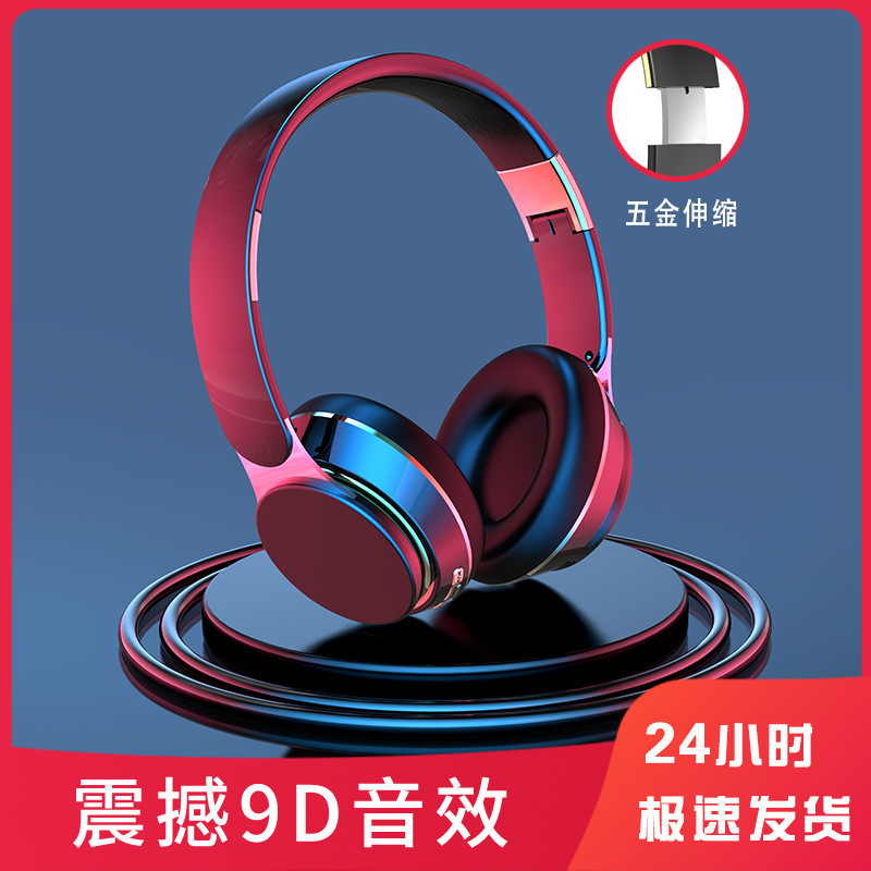 Phát nổ chéo hàng loạt của công nghệ đen mới đứng đầu chuyển động không dây bass hạng nặng với một cái tai nghe màu xanh lá cây.