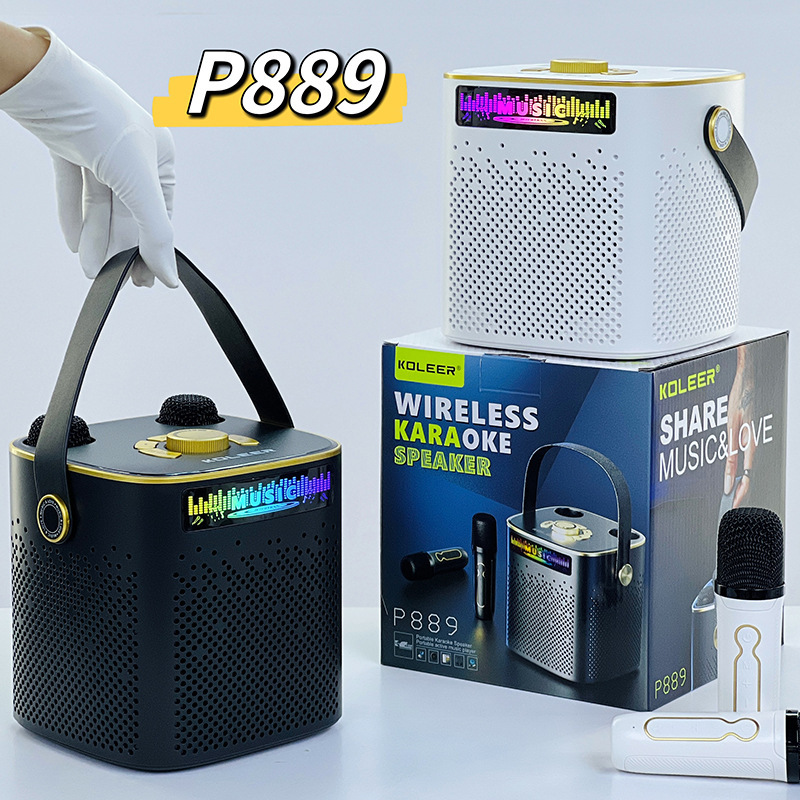 Cánh tay cầm mới này mang về nhà hai micro với một cái răng xanh lớn.