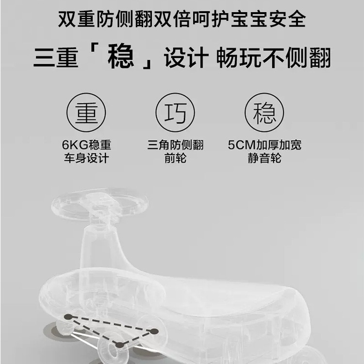 Những đứa trẻ mới 1 8 tuổi có thể lái chiếc xe xoay vòng với một đứa bé nghịch ngợm.
