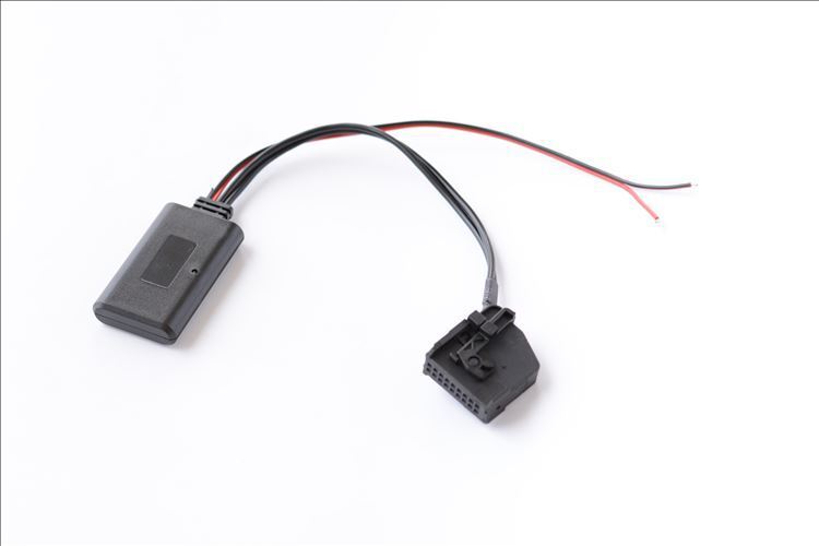 Chúng tôi đang sử dụng MFD2 RNS2 Ford, Scott, AUX Bluetooth, không dây.