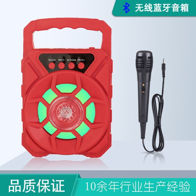 Hộp răng xanh của thợ rèn, với một khối lượng lớn U-Drive, và một quảng trường K- Call.