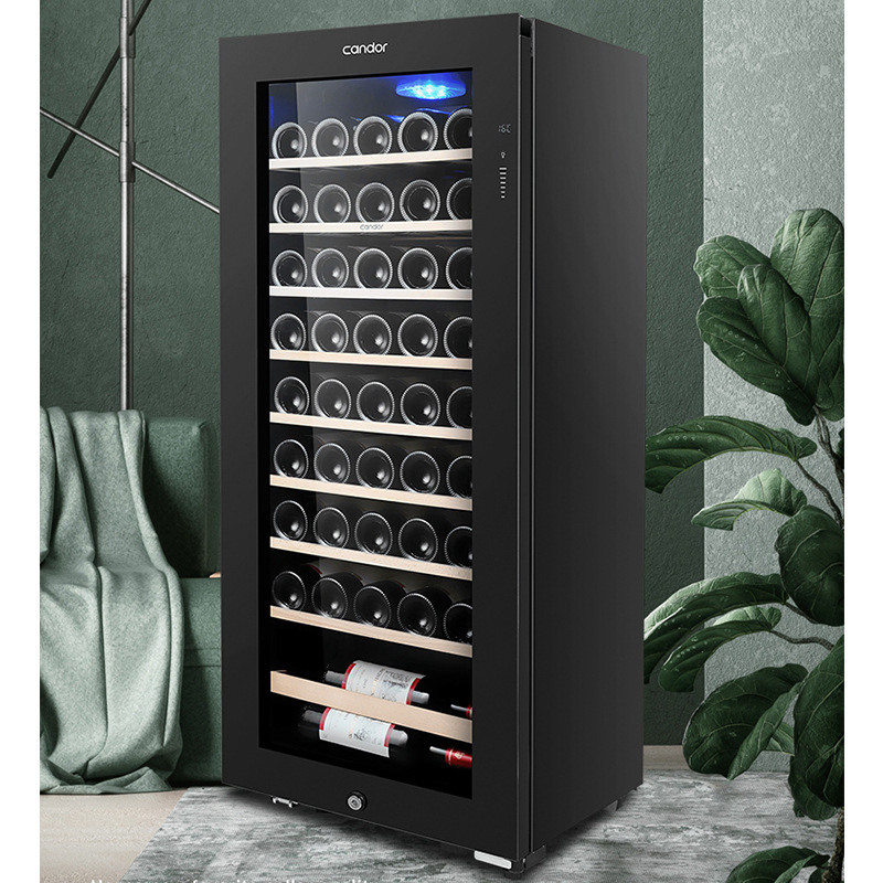 Tủ đựng rượu đỏ lạnh của Candor.