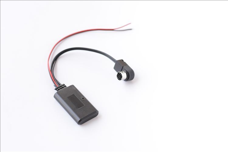 Ứng dụng của ALPINE KCA-121B Đường âm thanh AUX 9887/105/1517/9855/305S