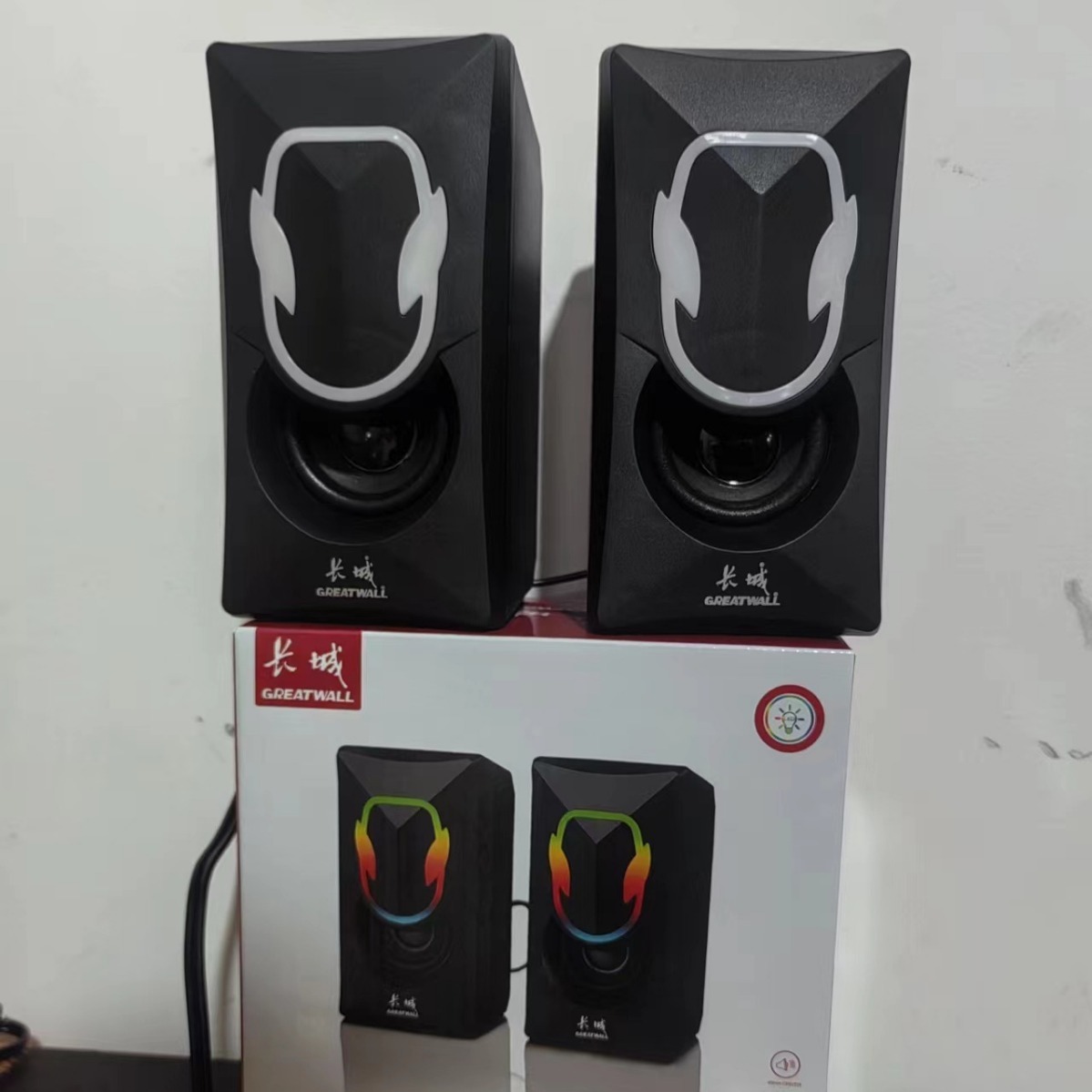 Máy tính lớn cáp USB nhỏ, máy tính xách tay máy tính xách tay âm thanh thấp.