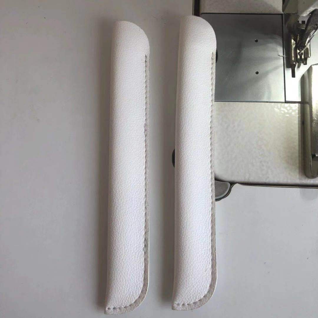 Nhà máy bán bút chì điện, bút máy iPad, những cây bút viết bằng tay.