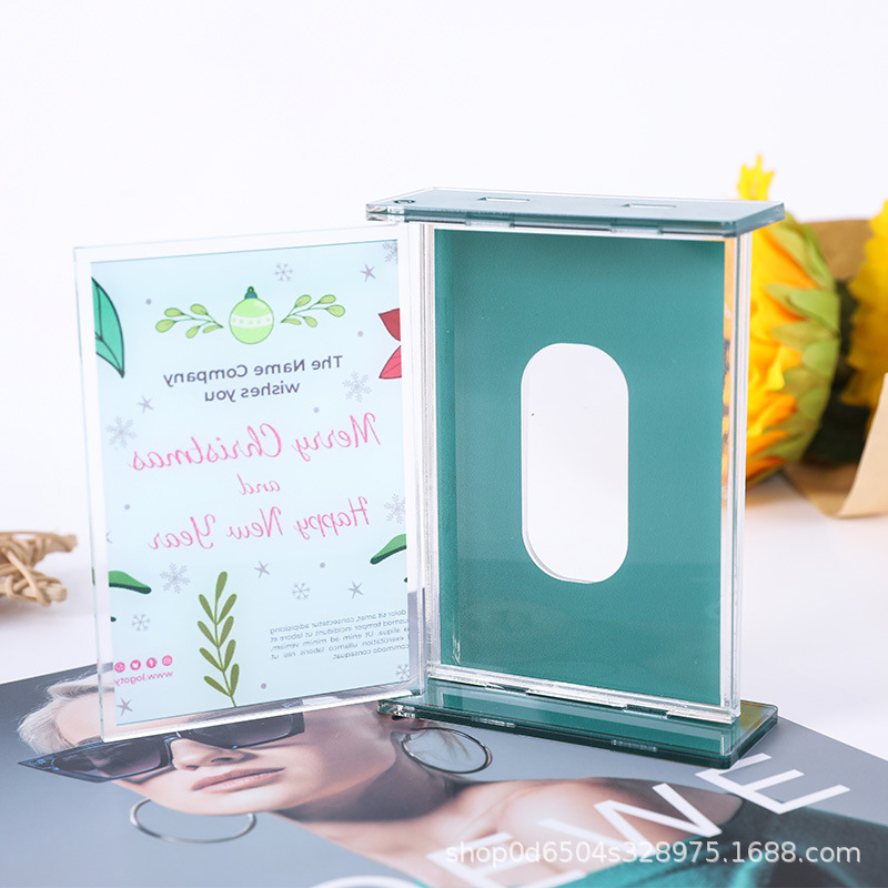 Cùng một trang mở khung thẻ ra thẻ vui vẻ.