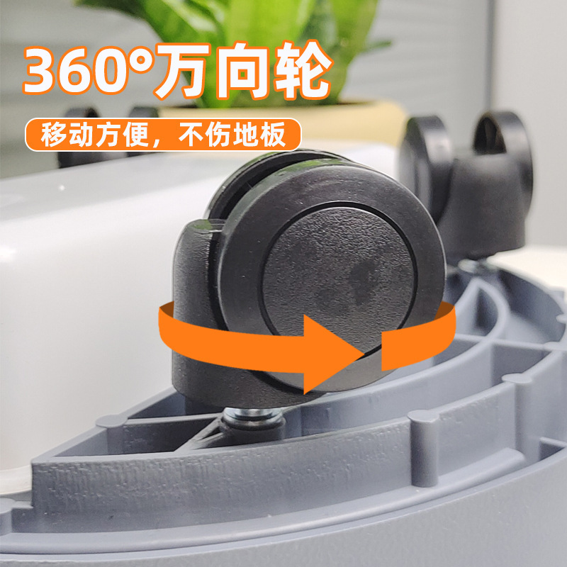 Không có gì ở dưới mỏ lết.