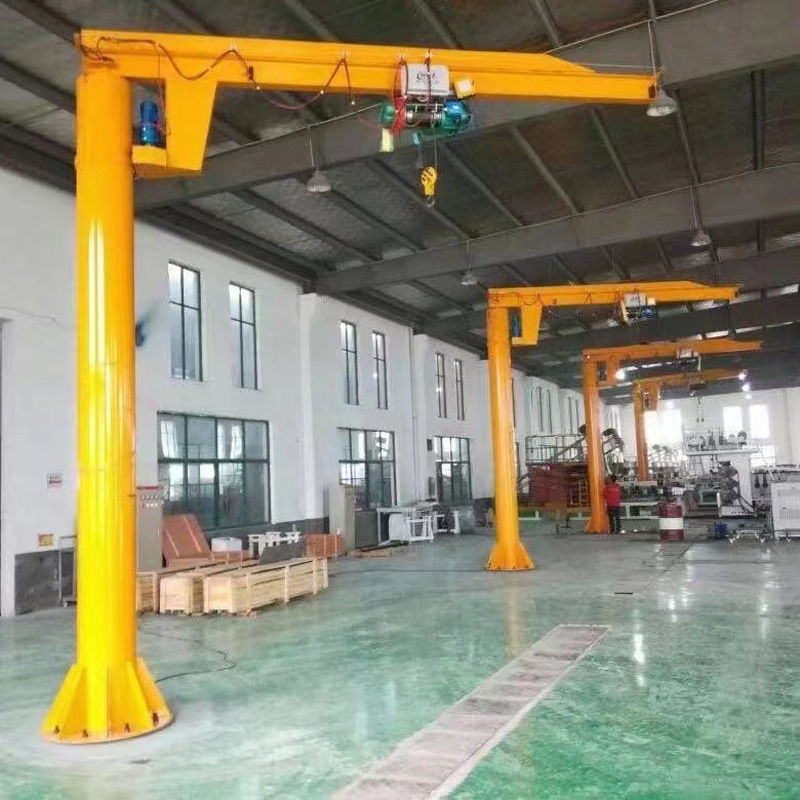 The workshop warehouse hangs with a stick-based, simple structure, a 1t3t5t-strength crane.