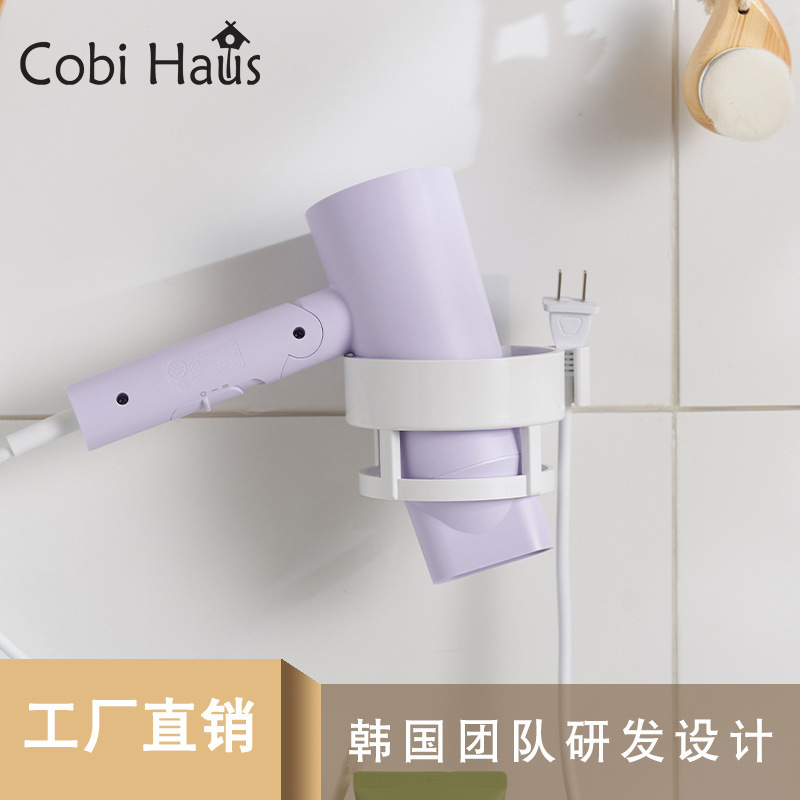 Nhà vệ sinh đến phòng ngủ không có tường không khí để thở.