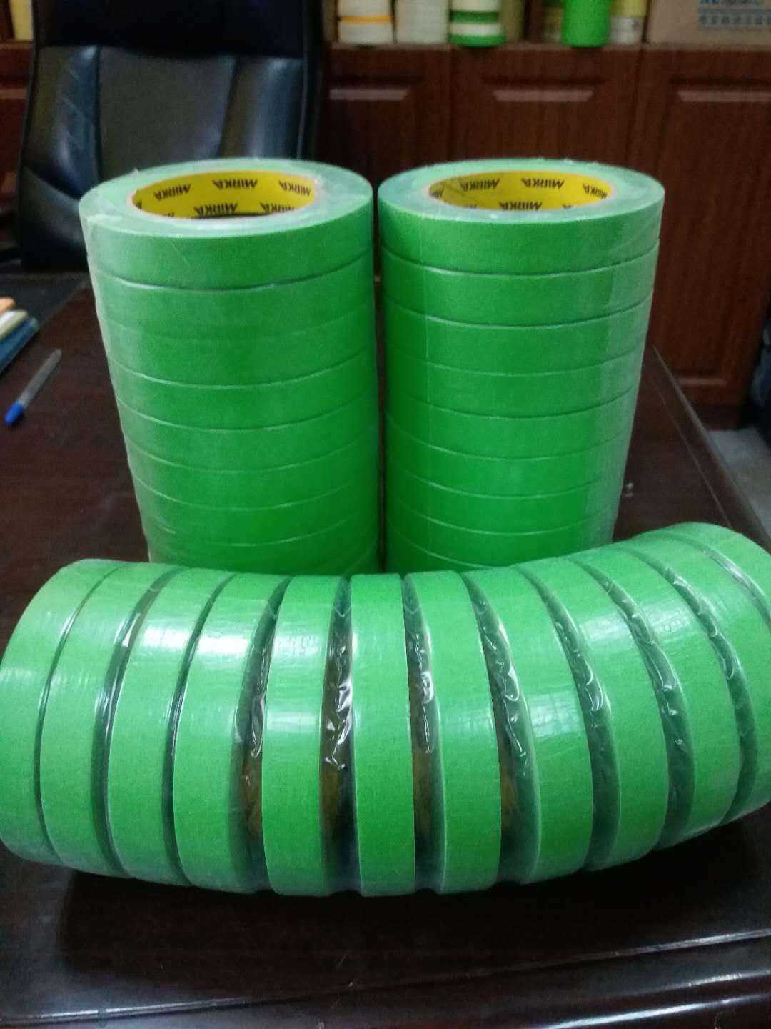 The factory sells paper-coated duct tape.