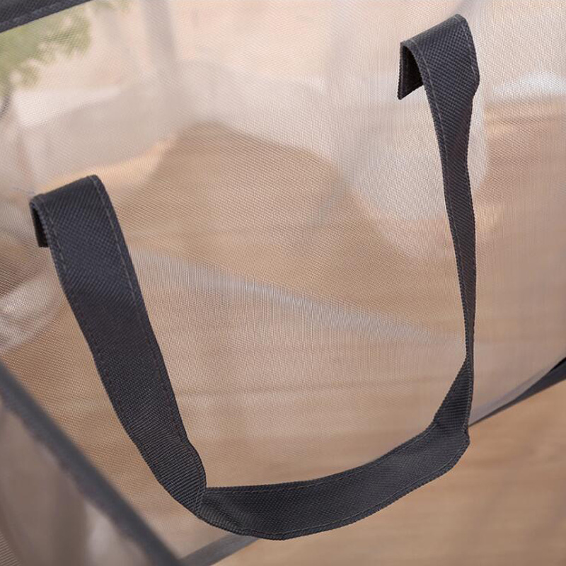 The new web-based dirty-clothing basket trick to fold toy clothes with dirty laundry baskets can be issued.