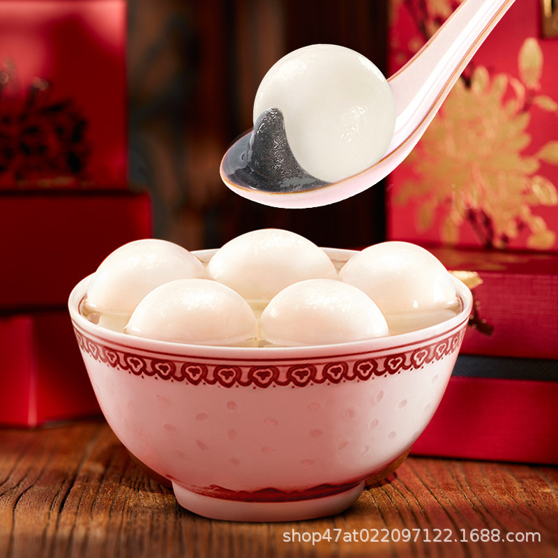 Con chó không quan tâm đến món súp.