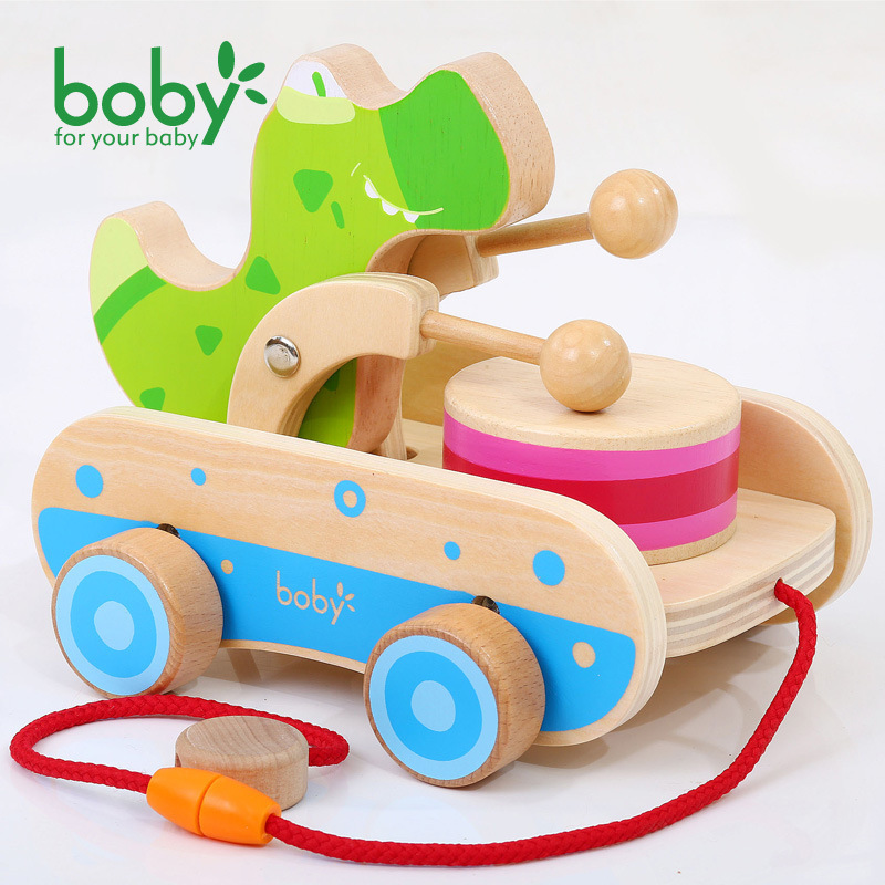 Bobby taught the baby early toddlers to pull ropes and tows across borders.