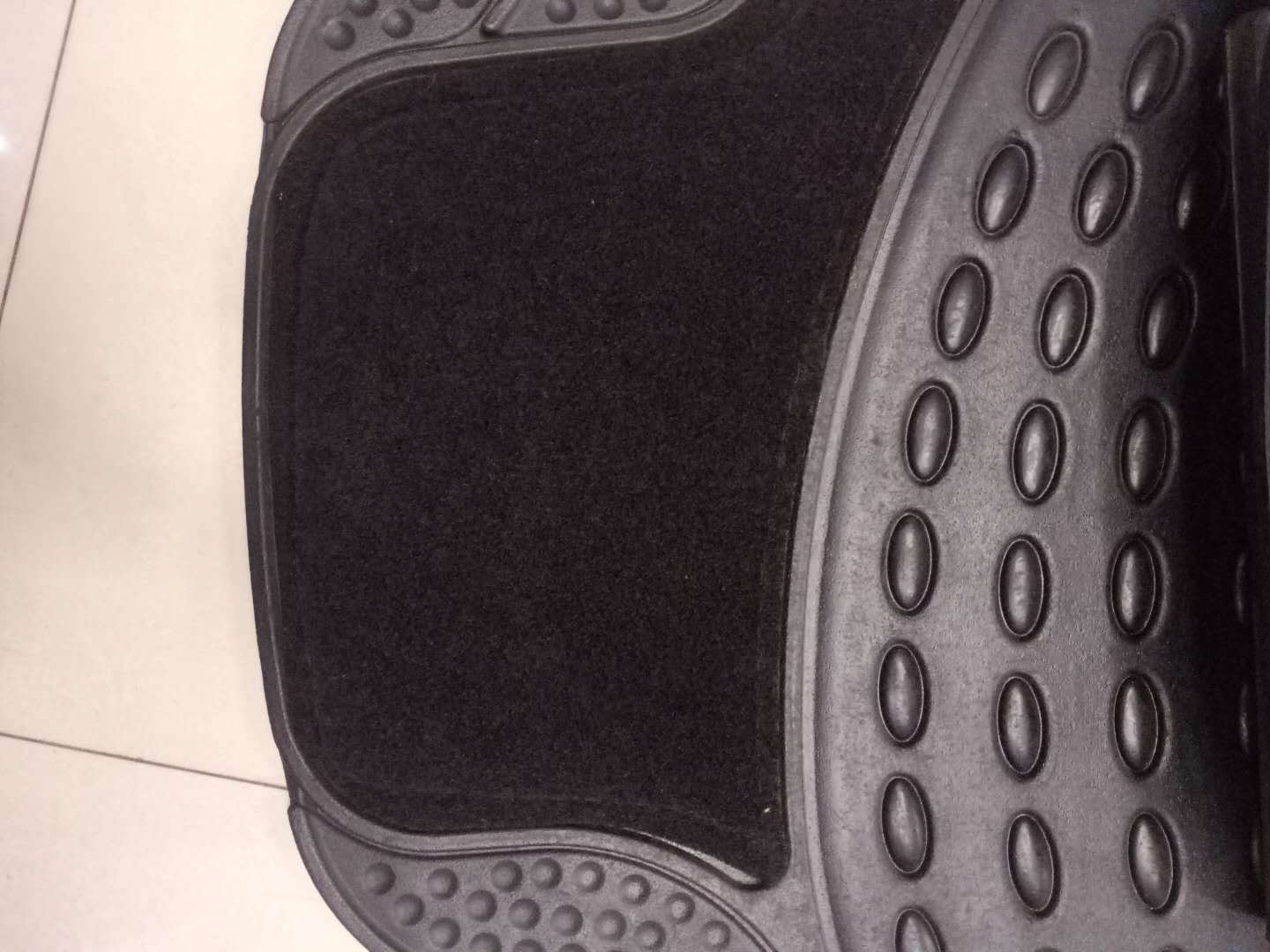 Direct car sales, four seasons of universal foot mats.