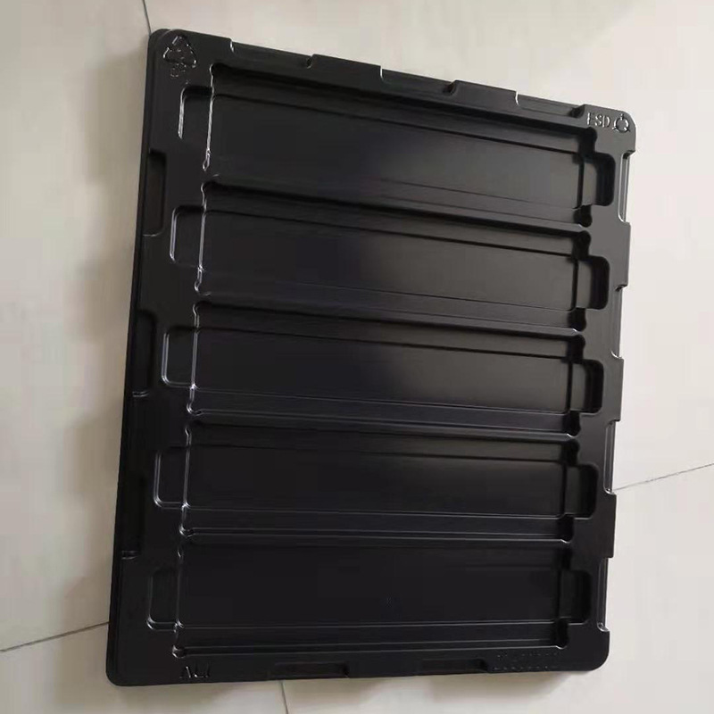 Shenzhen Plastic Suction Source is providing all types of plastic suction trays.