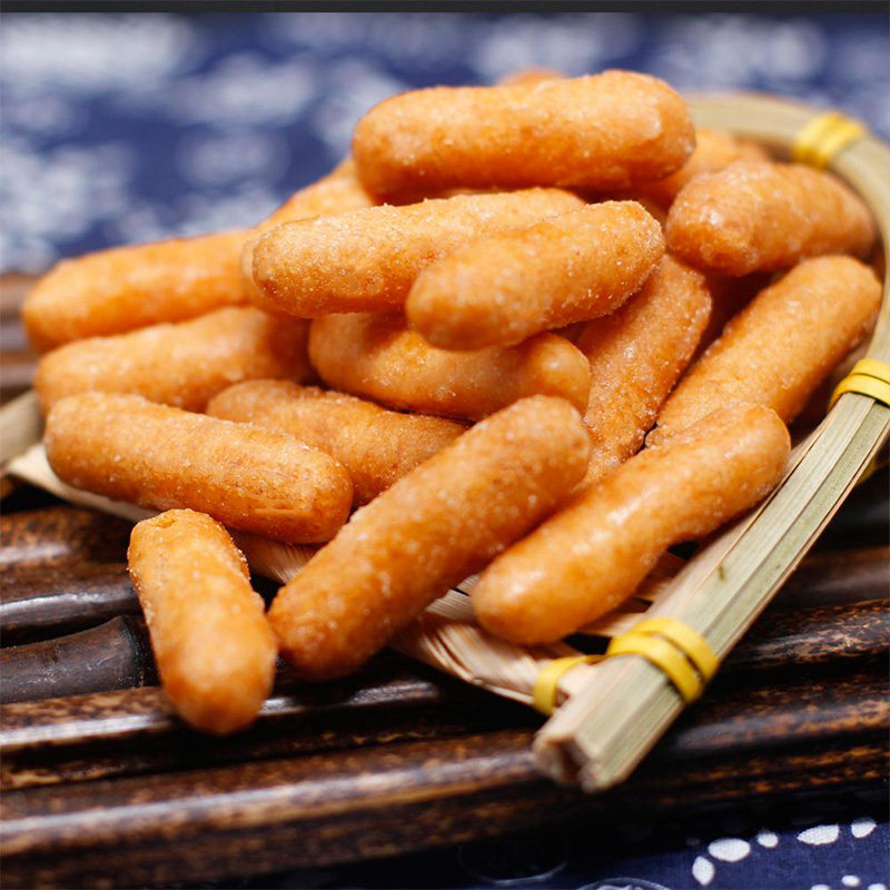 Tinjin không quan tâm đến thanh gạo truyền thống 200g đỏ và nửa bình.