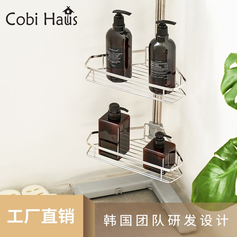 Trong nhà vệ sinh của khách, thép không gỉ có thể được chuyển xuống sàn, tủ chứa đồ hai tầng.