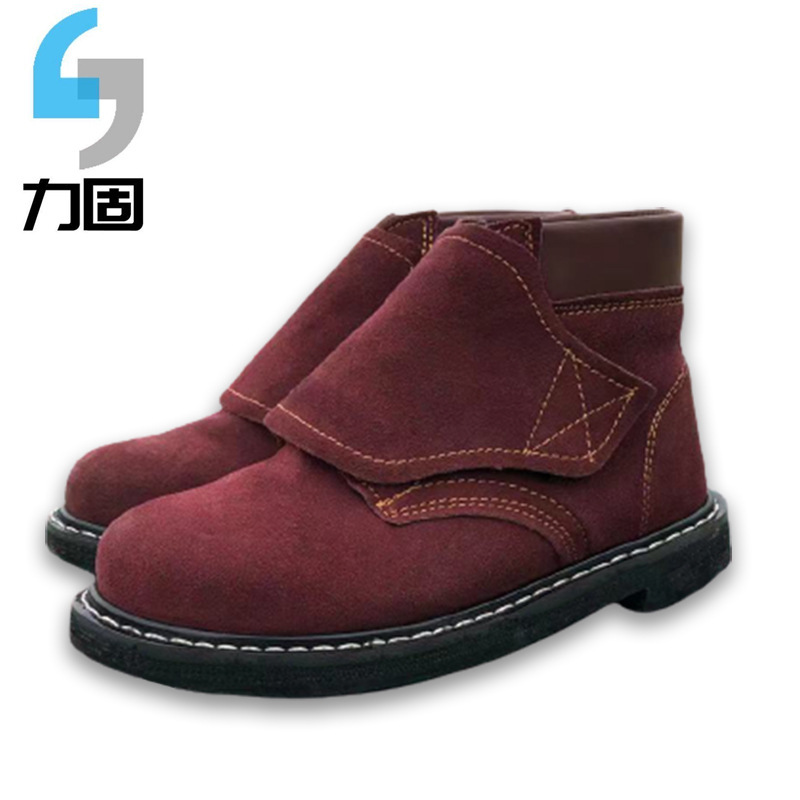Tire bottom shoes, boys, four seasons of work shoes, steel packs, stabbings against electric welding.