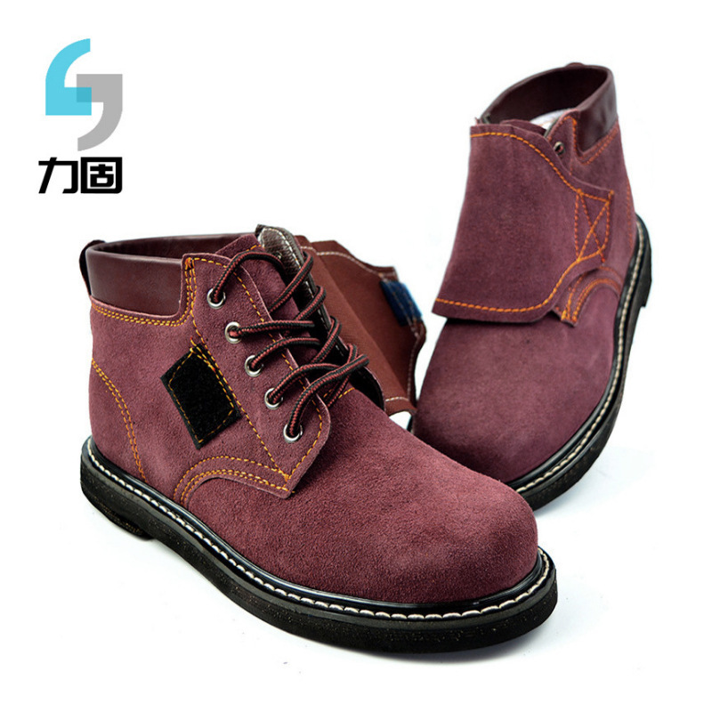 Tire bottom shoes, boys, four seasons of work shoes, steel packs, stabbings against electric welding.