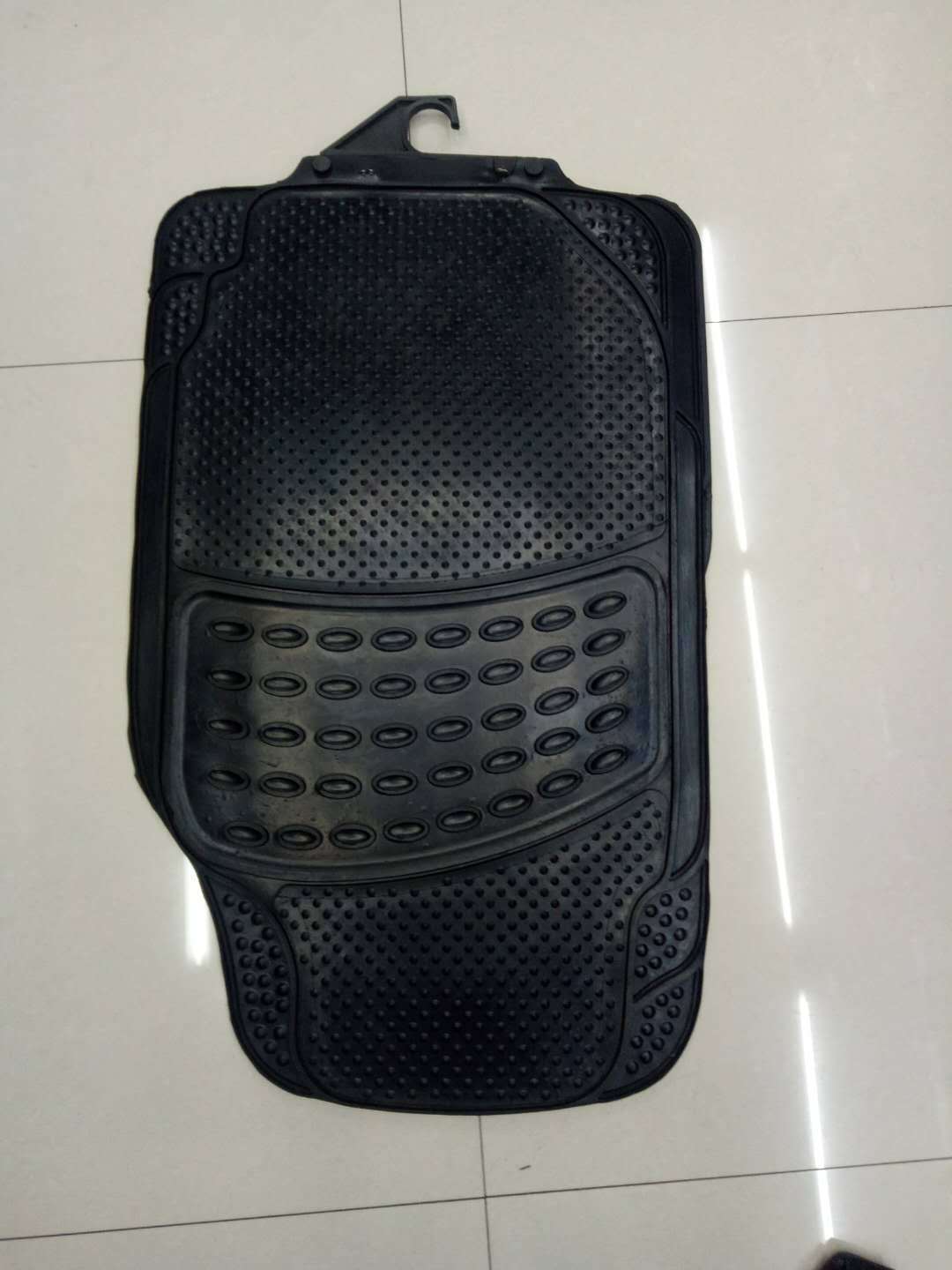 Direct car sales, four seasons of universal foot mats.