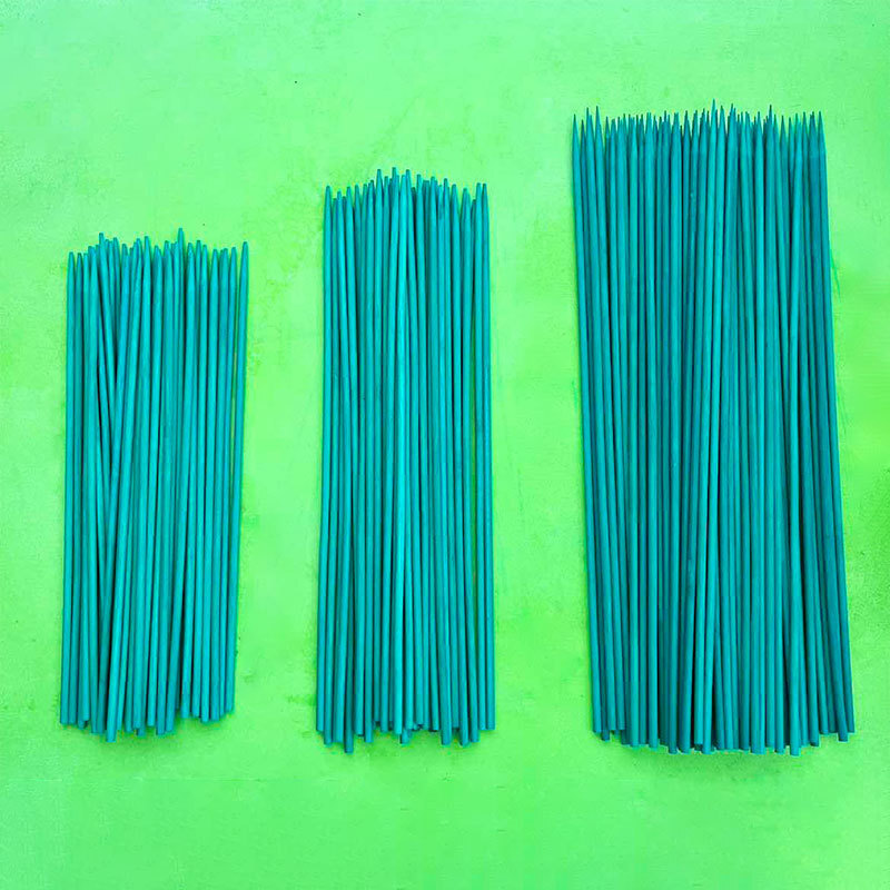 Cây tre trồng trong vườn mọc lên để hỗ trợ 5mm cây tre có vườn và những bó hoa xanh lá bên kia biên giới.