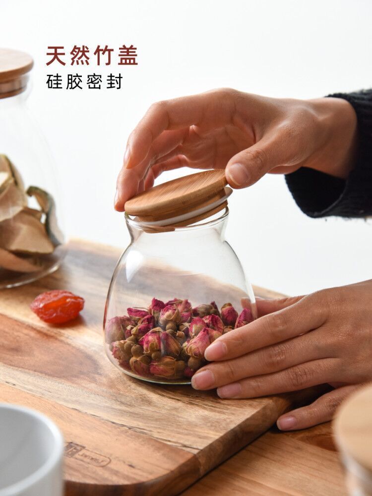 Home-based silica glass cans, candy grain cans, bamboo cork-sealed glass cans.