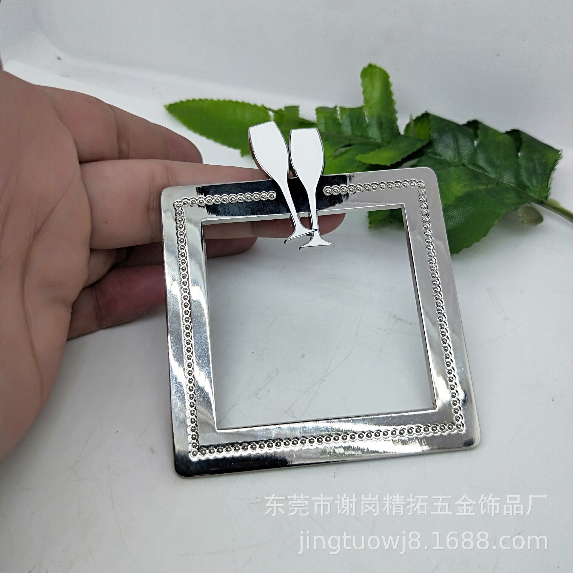 Supply metal frames, zinc alloy frames, children's small frames, household crafts frames