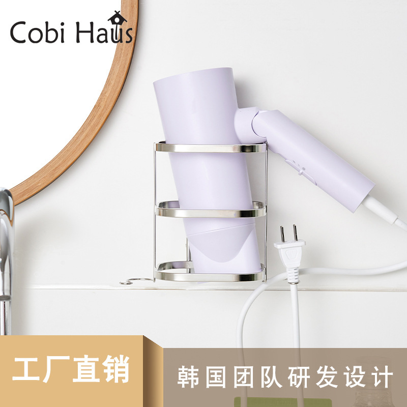 Nhà vệ sinh đến phòng ngủ không có tường không khí để thở.