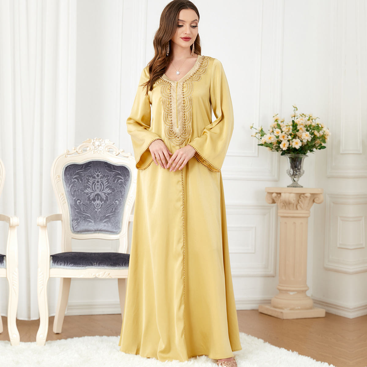 3287 Middle East Baya Arab dress girl with a V-word collar long-sleeved fashion dress