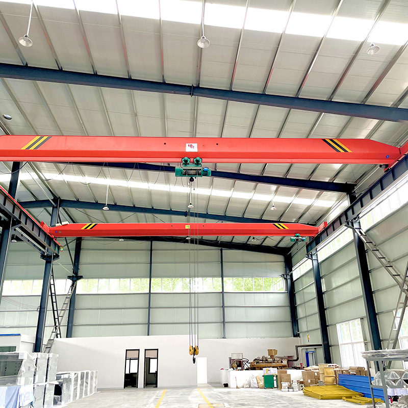 The Shandong factory sells single beam cranes, and the workshop factory uses single beam bridge cranes inside and outside.