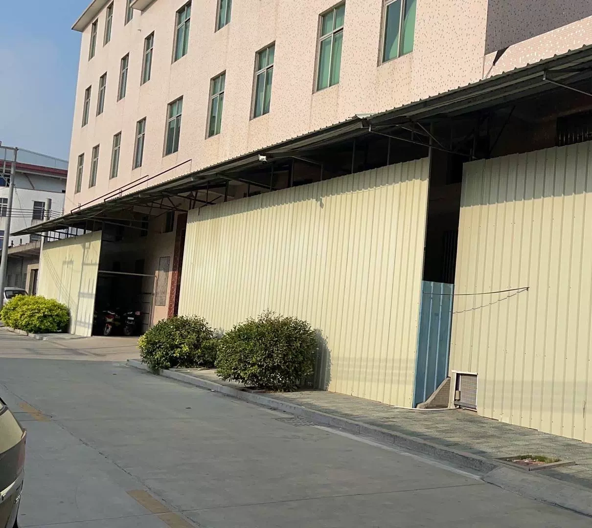 The Golden Electronics Plant in Taiyang City