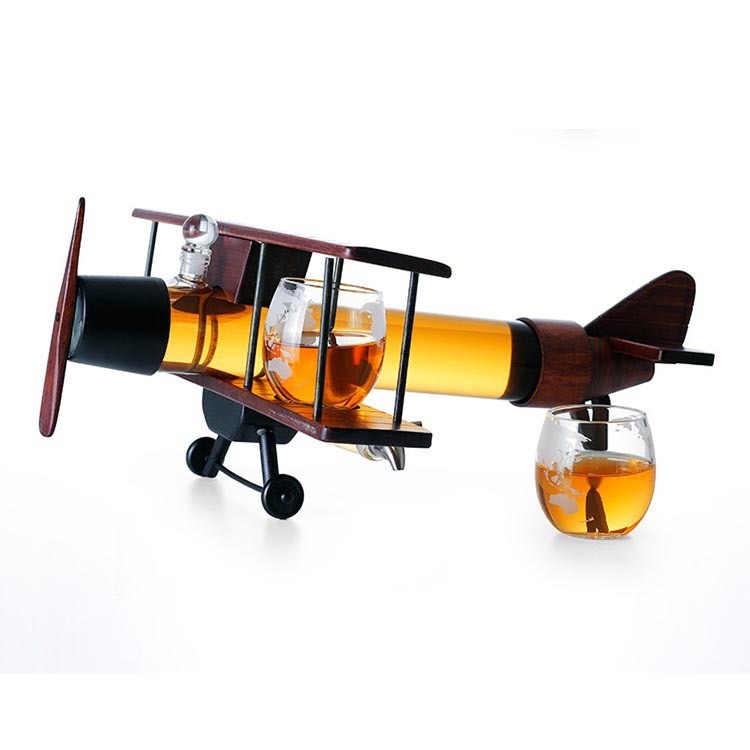 Aeroplane-forming avenging, silhouette bottles, glass wine bottles, wine-separators.