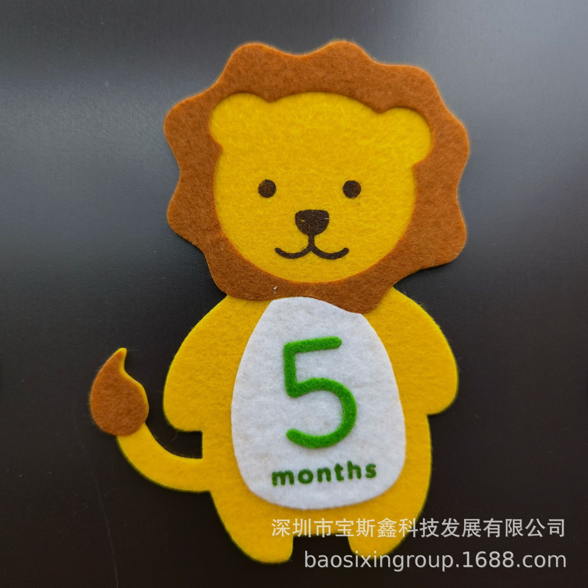 Nhiều lớp nhãn dán tay, nhãn dán hình trái tim, nhãn dán màu trẻ em.
