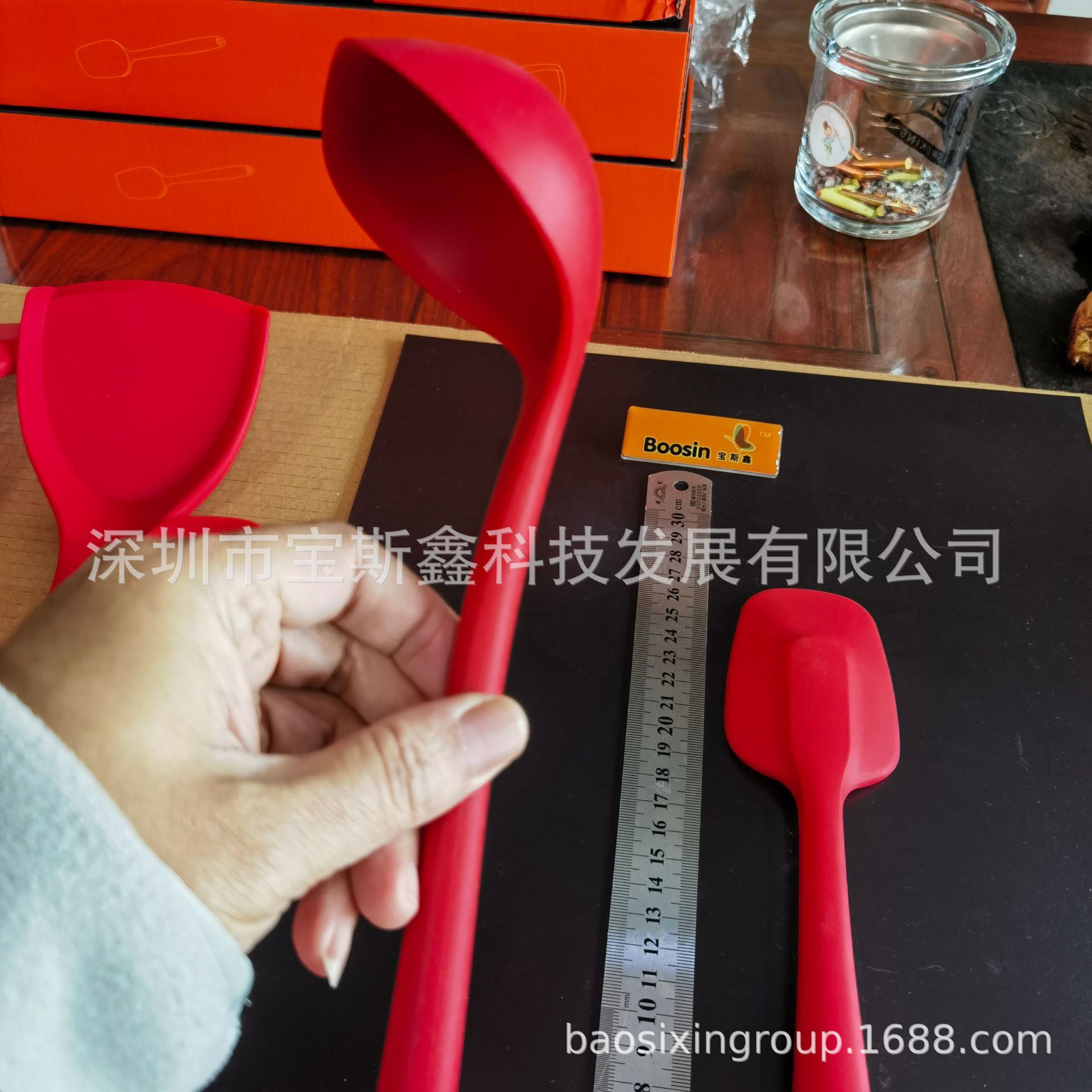Sản xuất 3 gói gồm những cái xẻng cỡ đỏ ưu tiên cho kho hàng hóa thương mại nước ngoài có kích cỡ cao