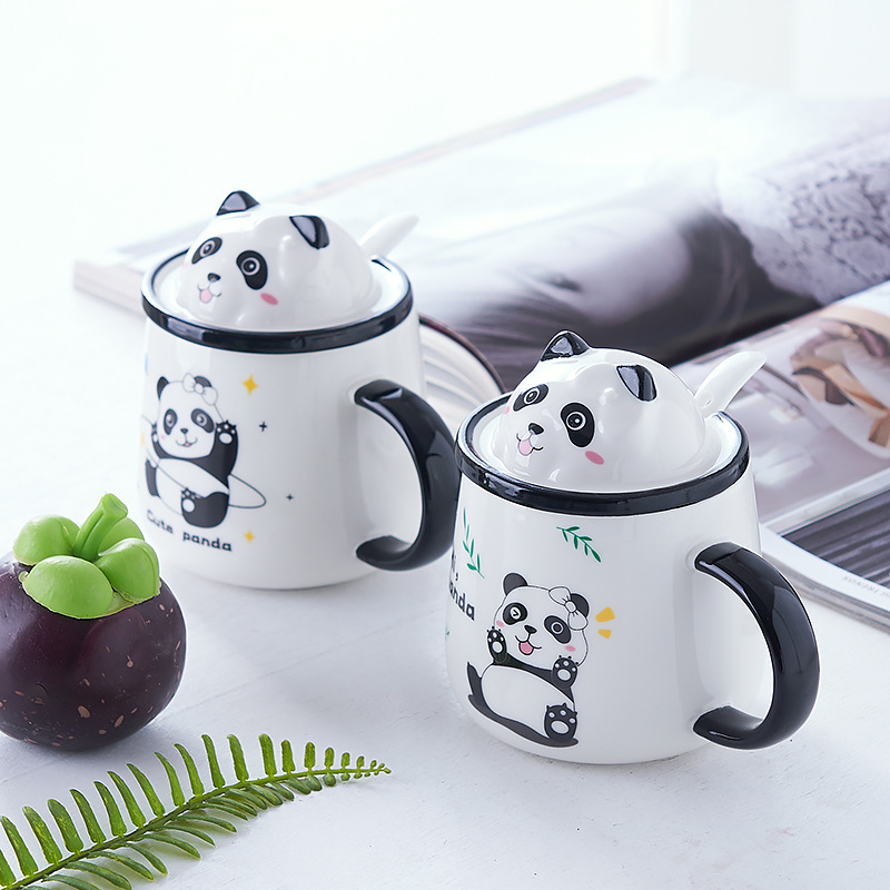 The ceramic Marks and Cute Animal Cartoon with the original glazing cup with the glass office.