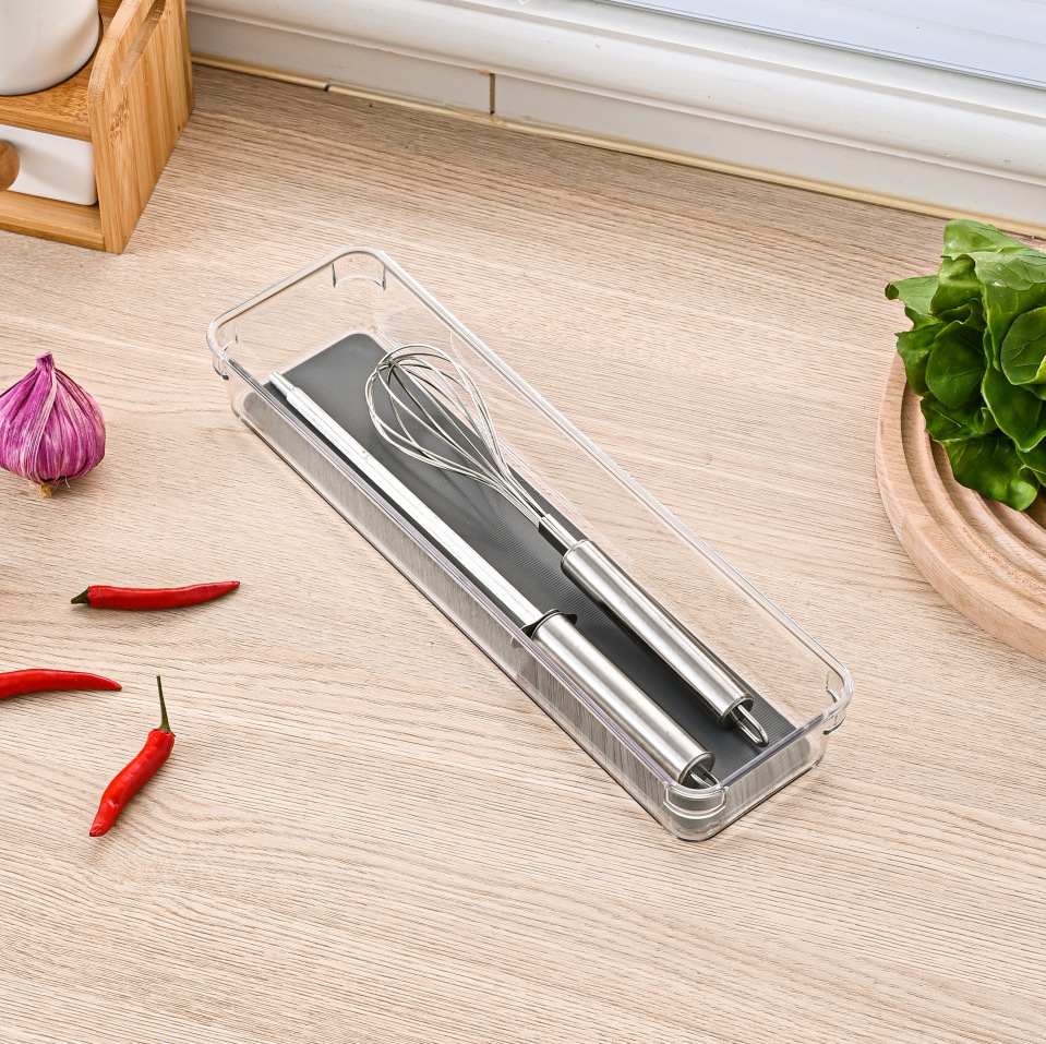 Ngăn kéo chứa một hộp đựng những cái bình bóng mịn và một hộp đồ ăn miễn phí với ngăn kéo nhà bếp riêng biệt.