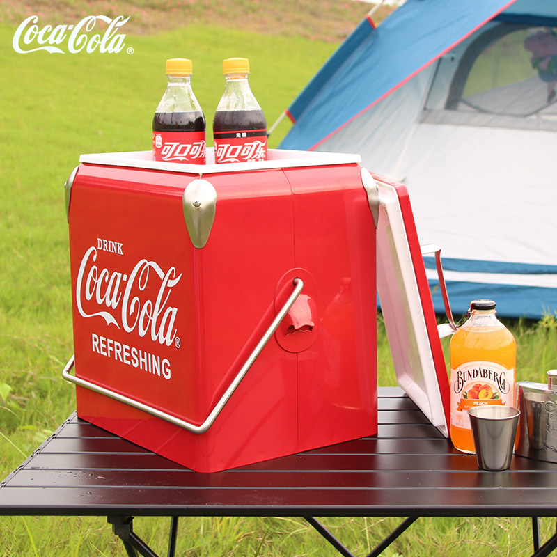 Hộp ấm Coca-Cola.